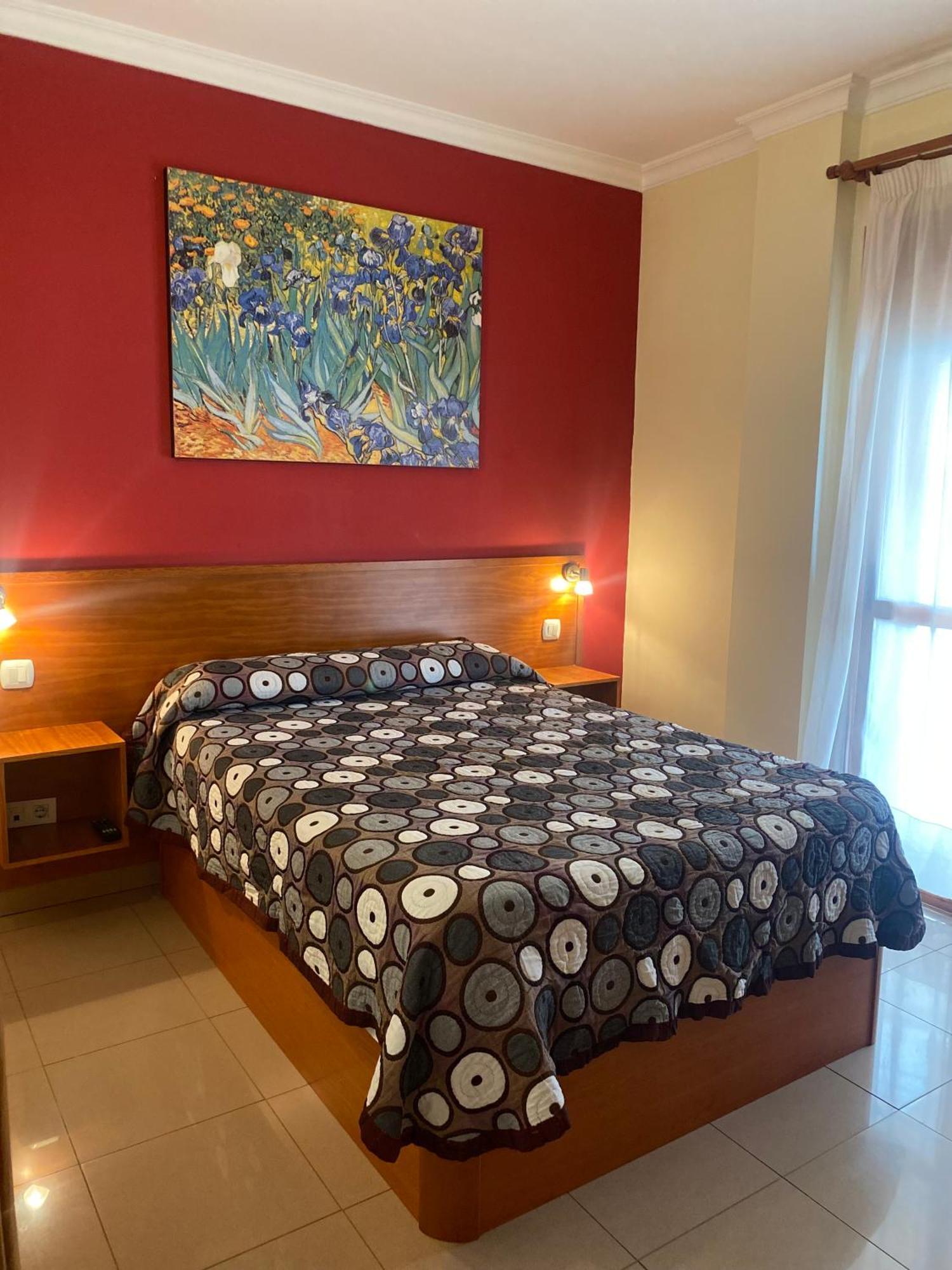 Apartamentos Maria Del Carmen Torremolinos Ngoại thất bức ảnh